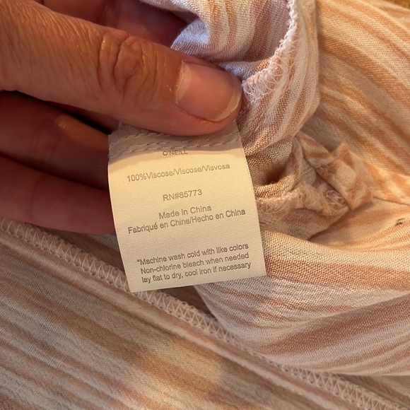 O’Neill beach coverup mini. - Picture 10 of 10